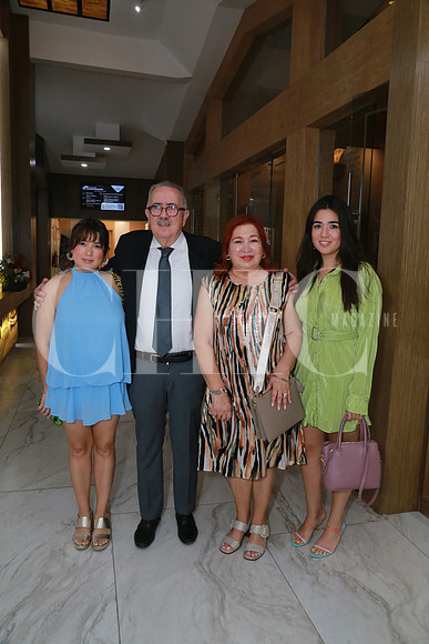 Denisse Dávalos, Ricardo Dávalos, Susana Saldivar de Dávalos y Alejandra Dávalos (2)