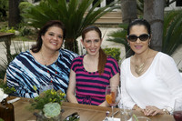 Elsa Rangel, Katry Lozano y Laura Villanueva de Hernández