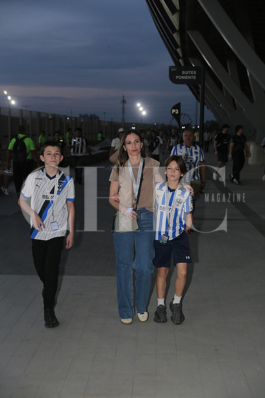 Gonzalo Gonzalez, Adriana Najera y Gabo Gonzalez 2