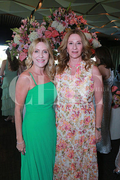 Dora Pérez de Lozano y Carmen Siller (2)