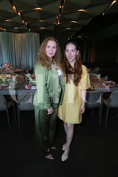 Gabriela Villarreal y Venecia Garza (2)