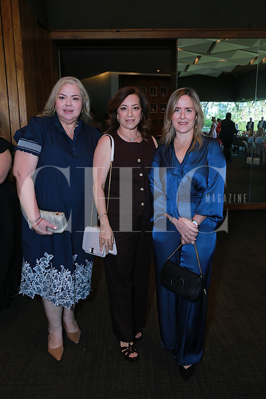 Pilar Escudero,, Ana Alicia Lozano y Chikis Alanís