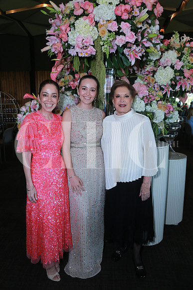 Sofia Martínez de Benitez, Sofia Benitez y Rebeca Gómez de Martínez