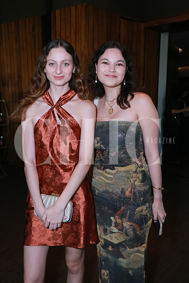 Vanessa Rios y Camila Rios