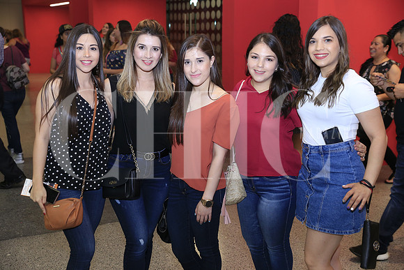 Lizzy Salazar, Anahí Marroquin, Kenia Silva, Tania Silva y Daniela González (3)