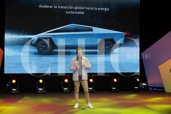 Javier Verdura (9)