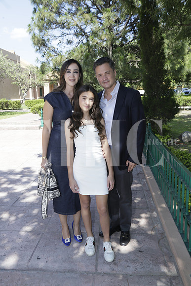 Julia Garza, Isabella Franyutti y Otilo Franyutti (2)