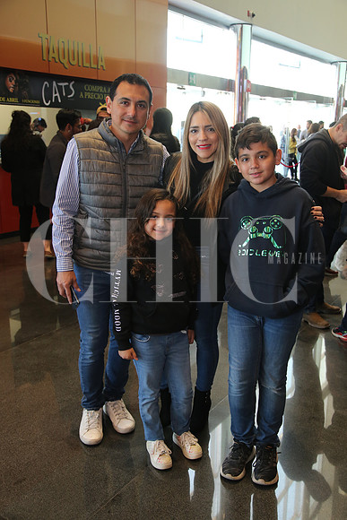 Ulises Rios, Alicia Rodríguez, María Fernanda Rios y Marcelo Rios