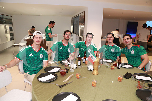 André Pérez, Sebastian Vázquez, Diego Bravo, Gustavo Rios y Emiliano Salinas