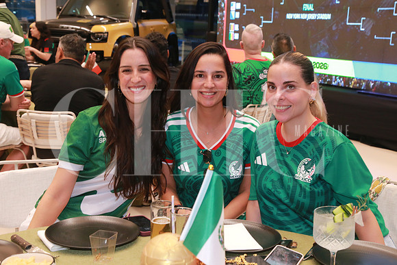 Bárbara Domene, Cristina Garza y Pau Cantú
