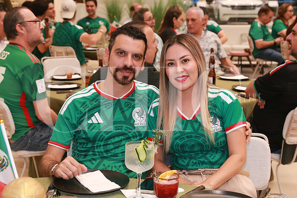 Jorge Martínez y Astrid Alaniz