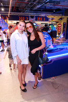 Alejandra Yllan y Vivi Villarreal (2)