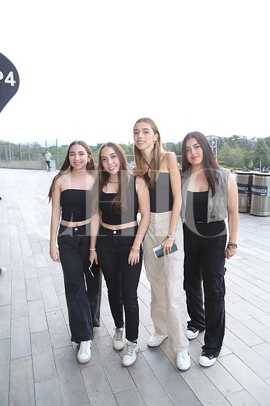 Natalia Leal, Emma Leal, Greta Mota y Daniela Mota 1