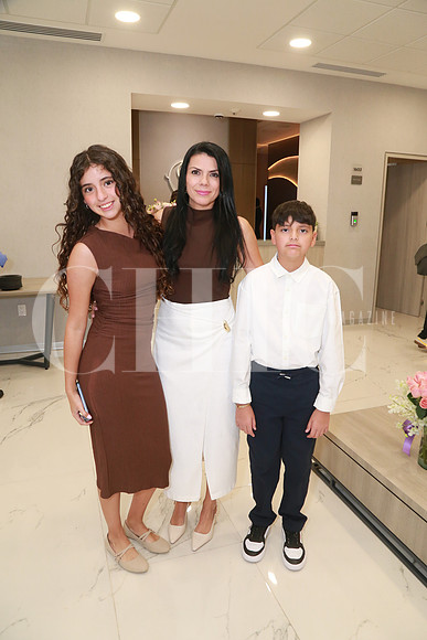 Celeste Lizarraga, Cynthia Roríguez y Esteban Lizarraga (3)