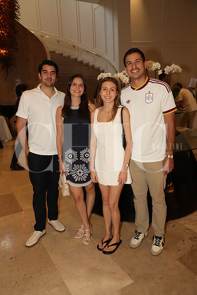 Mauricio Guzman, Valeria Quintana, Maria McDermott y Jorge Quintana 1