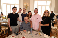 Mundo Rodríguez, Raquel Rodríguez, Santiago Calderon, Camila Rodríguez, Erika Brunell, Mundo Rodríguez, y Edmundo Rodríguez 8