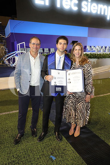 Luis Arturo Gonzalez, Luis arturo Gonzalez y Claudia Guadalajara 3