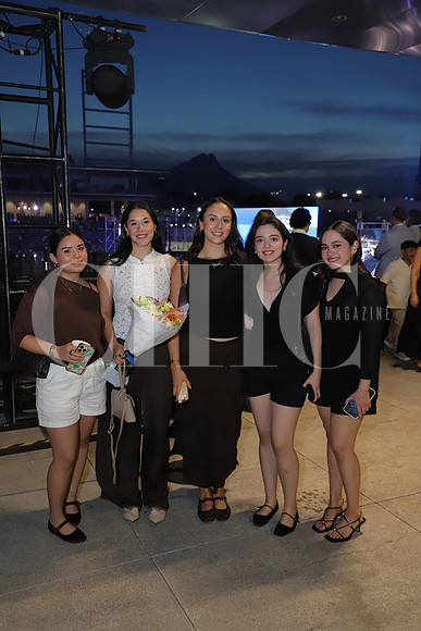Nicole Salinas, Sofia Segovia, Raquel Garza, Paulina Casas y Erika de la Garza 2
