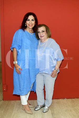 Patty García y Adelita de Dávila (3)