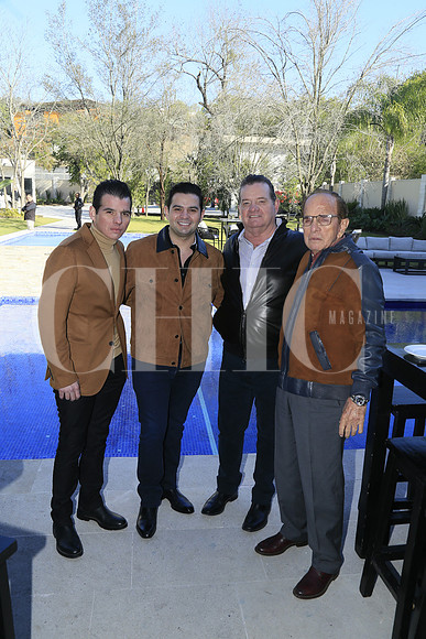 Miguel Ángel Flores, Marcelo Flores, Miguel Flores y Florencio Flores (2)