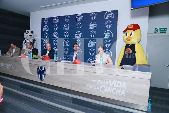 Eduardo Martínez Treviño, Jorge Carlos Ochoa, Javier Sánchez, José Ochoa y Carolina Aguirre (3)