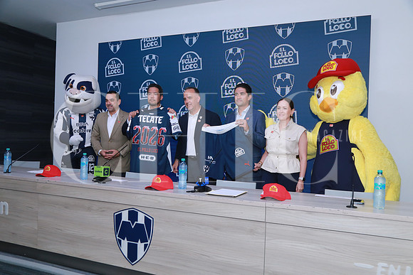 Eduardo Martínez Treviño, Jorge Carlos Ochoa, Javier Sánchez, José Ochoa y Carolina Aguirre (5)