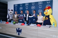 Eduardo Martínez Treviño, Jorge Carlos Ochoa, Javier Sánchez, José Ochoa y Carolina Aguirre (8)