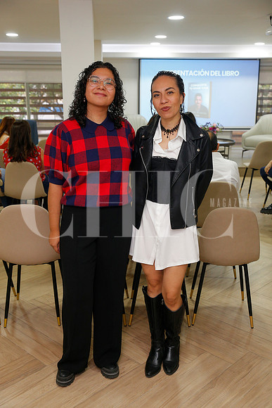 Natalia Villanueva y Berenice Ortega (3)
