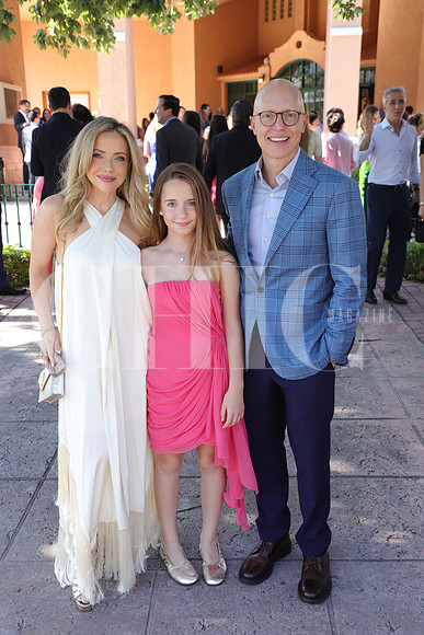 Katia Garza, Vivi Cueva y Memo Cueva (1)