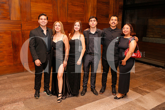Elías Cazola, Julia HErnandez, Renata Villarreal, Jean Cazola, Ramón Cazola y Marisol Navarro (3)