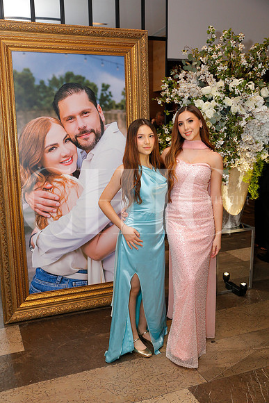 Marcela Garza y Mayra Garza (2)