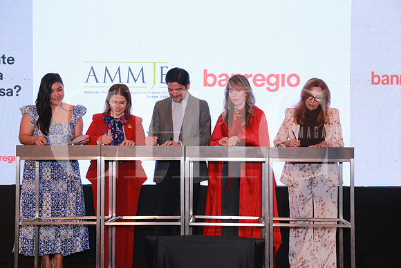 Firma de Alianza AMMJe con Banregio (2)