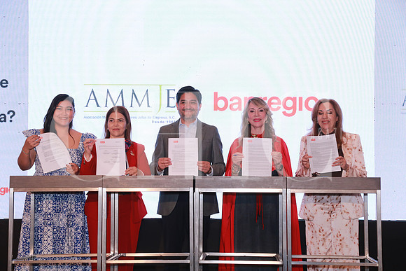 Firma de Alianza AMMJe con Banregio (6)