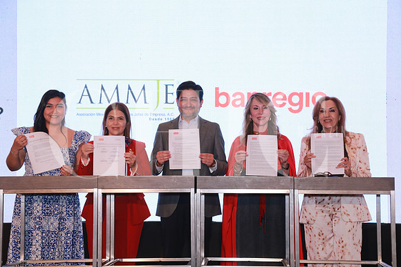 Firma de Alianza AMMJe con Banregio (7)
