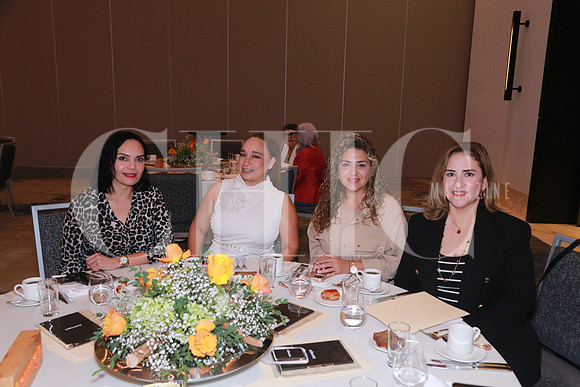 María Esther García, Marilú Juárez, Jessica Neaves y Doris Rodríguez (3)