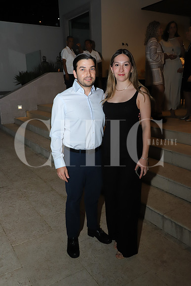 Sergio Garza y Valeria Vazquez de Garza 0