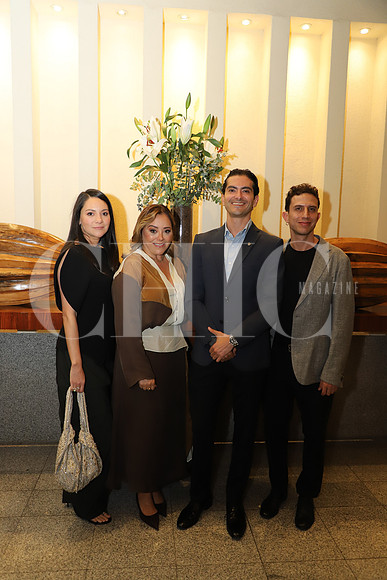 Mariana Ramírez, Mónica González, Arturo Ramírez y Poncho Lugo1