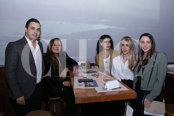 Ramiro Flores, Karla López, Priscila Barrera, Pamela Barrera y Alejandra Serna 0