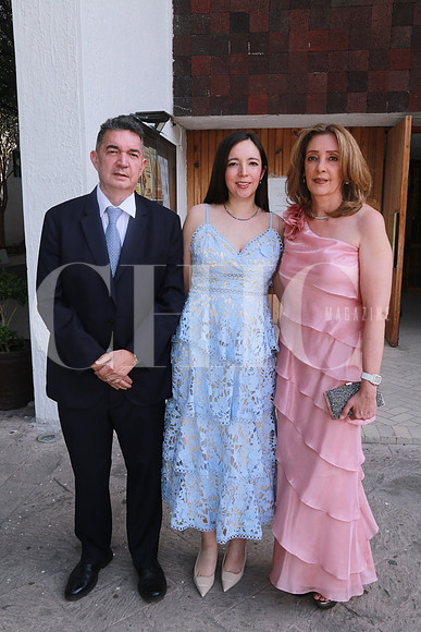 Miguel Ángel Acosta, Rebeca Acosta y Rosa María Venegas de Acosta