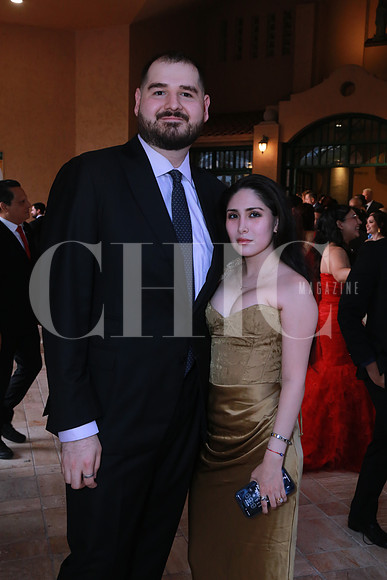 Luis Saldivar y Fernanda Cruz