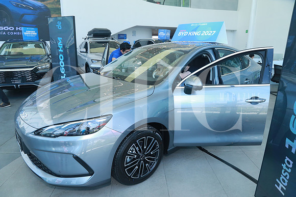 Aspectos del nuevo BYD King 2027 (27)