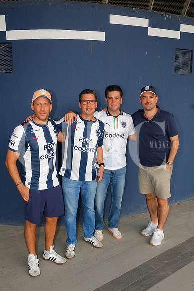 Adrián del Castillo, Bernardo Martínez, Luis Castillo y Héctor Gil 1