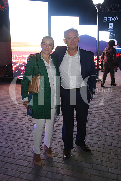 Elena Salazar y Ramon Flores
