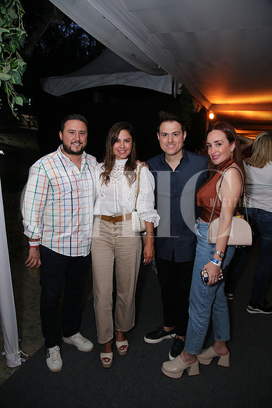 Daniel Tristan, Selina González, David González y Cristel del González