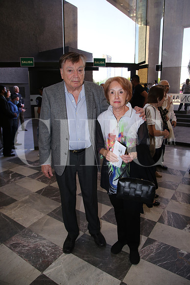 Ismael Gómez y Lucila de Gómez  (2)