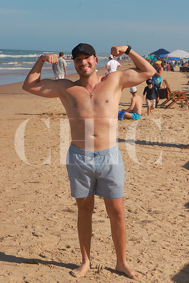 Alejandro Olivares 1