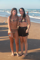 Ana Regina Flores y Carolina Elizondo 1