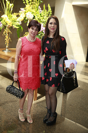 Irma de Sáenz y Alejandra Garza de Herrera