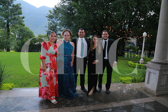 Alejandra Garza, Daniela Chapa, Salvador Castillo, Andrea González y Pedro Osorno (2)