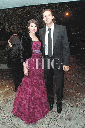 Daniela Martínez de Martínez y Andrés Martínez
